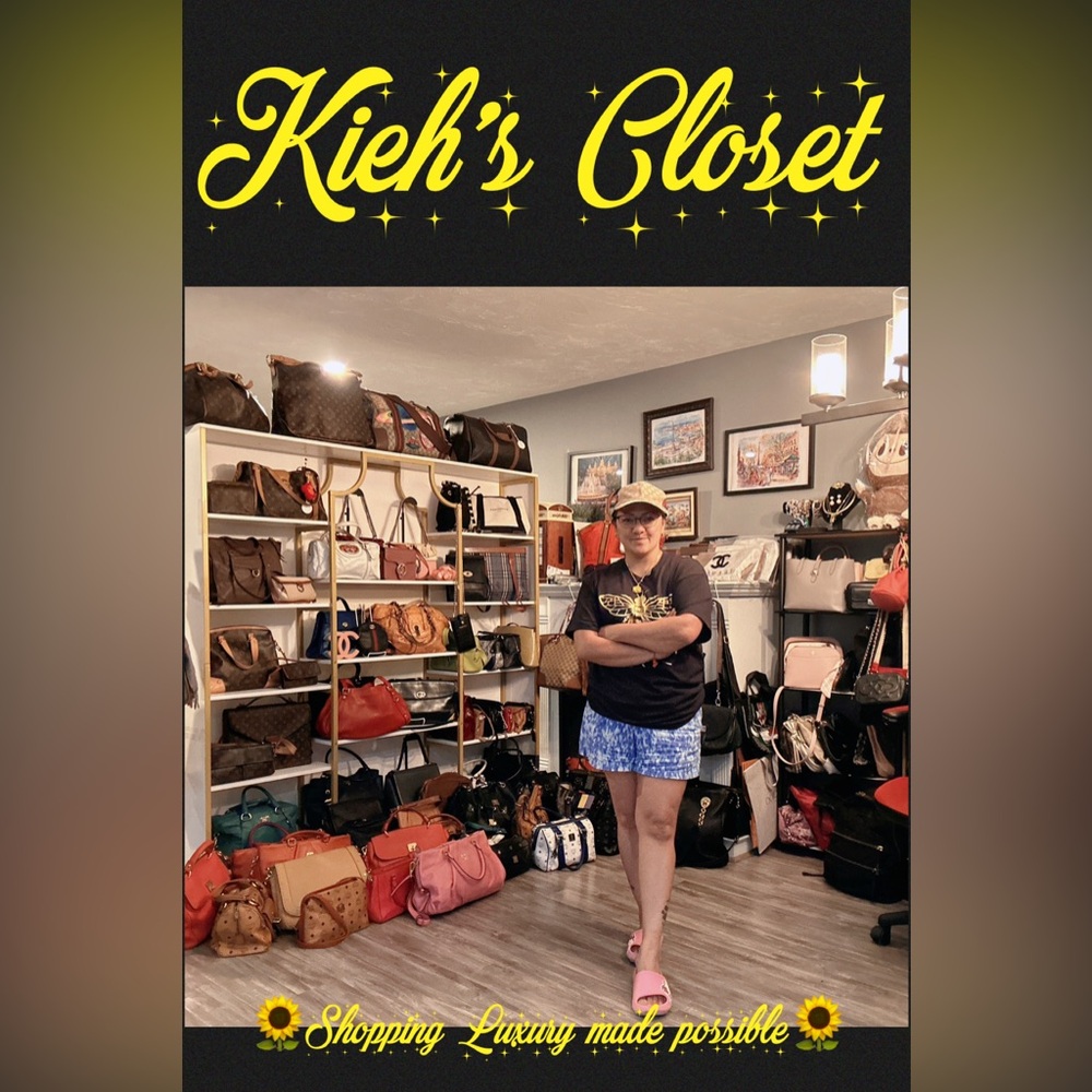 🌻KIEH IS LIVE🌻Please Like this Flyer to be notify when i go live.🌻